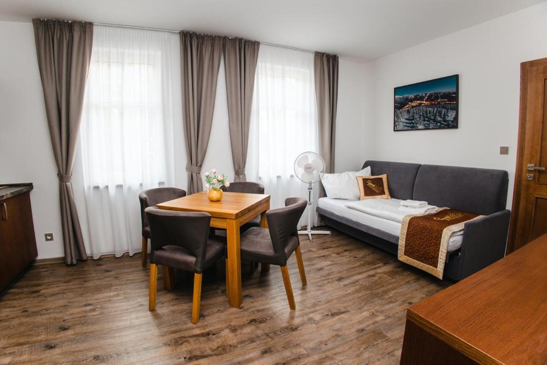 Špindlerŭv Mlýn Synek Pension מראה חיצוני תמונה